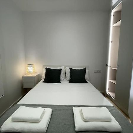Apartamento Nuevo Centrico Frente Al Mar En Palamós Exterior foto