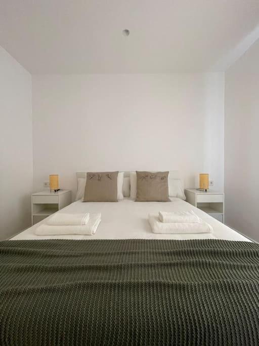 Apartamento Nuevo Centrico Frente Al Mar En Palamós Exterior foto